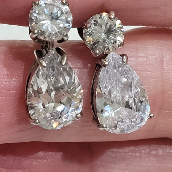 Beautiful CZ Earrings - Picture 2 of 15